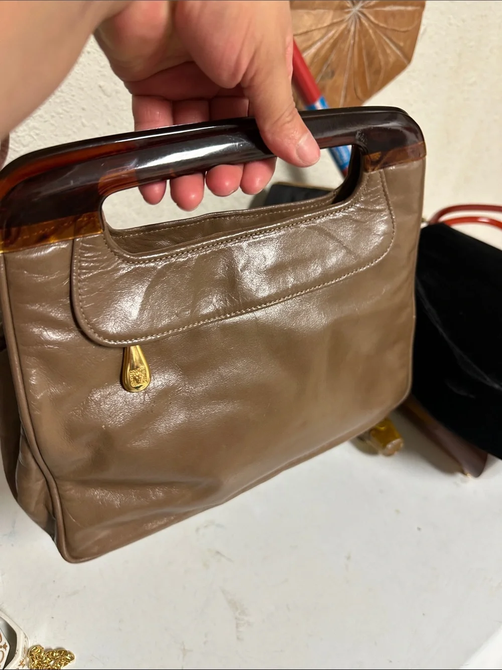 Anne Klein Brown Leather Top-Handle Shoulder Bag with Dark Tortoiseshell Accents - Picture 11 of 13